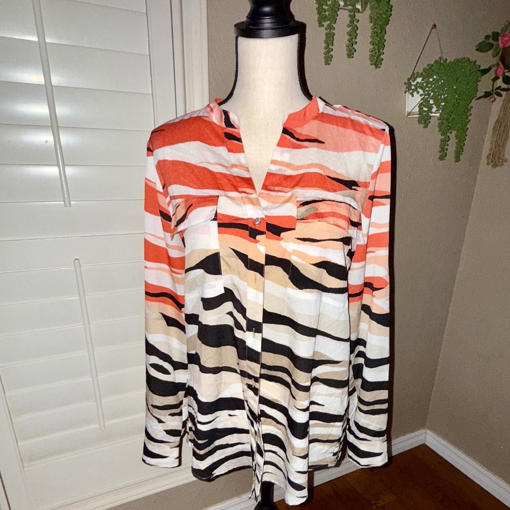 Sophisticated Calvin Klein Black Button-Front Blouse - Women’s M